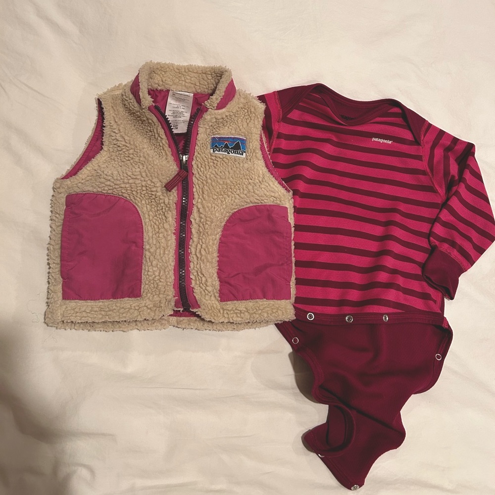 Used Patagonia winter set in size 12 months.
